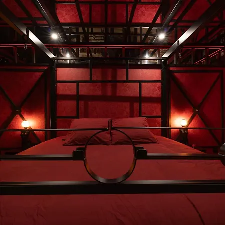 Loveroom Le Donjon شقة *